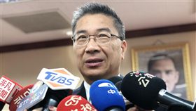 數位身分證規劃  內政部：預計9月提出樣張內政部長徐國勇16日表示，預計9月完成數位身分證最細部的規劃，包括樣張。中央社記者王承中攝  108年5月16日