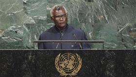 索羅門群島總理籲聯合國承認台灣索羅門群島總理蘇嘉瓦瑞（Hon. Manasseh Sogavare）美東時間22日在聯大總辯論，強調現在是聯合國承認台灣為合法會員國的時刻。（取自聯合國官網）中央社記者黃兆平紐約傳真　106年9月23日