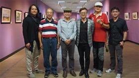 6畫家金門水彩寫生推聯展畫家吳冠德（左起）、楊天澤、洪東標、陳俊男、姚植傑和曾己議在金門縣文化局舉行「金門寫生地圖水彩畫展」，以寫生作品塑造金門特有的地域美學中央社記者黃慧敏攝　108年5月11日