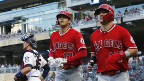 大谷翔平和Mike Trout。（圖／美聯社／達志影像）