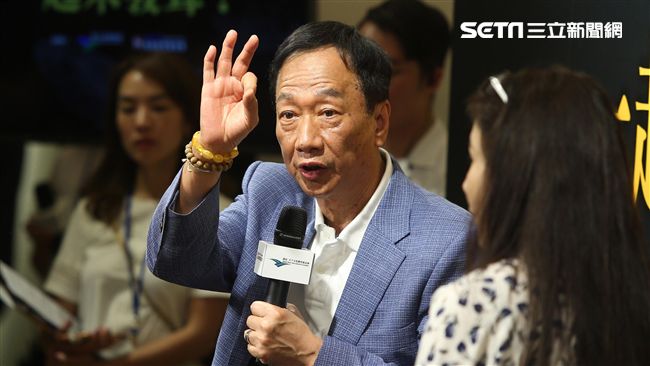 老人斑太明顯！女主播建議郭董打雷射