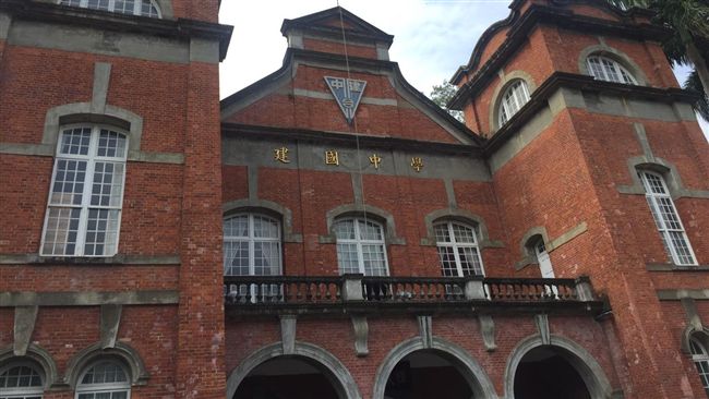 想讀建中、北一女　會考至少需34分
