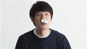 鼻咽癌,鼻塞,流鼻血　（圖／翻攝自Pakutaso）