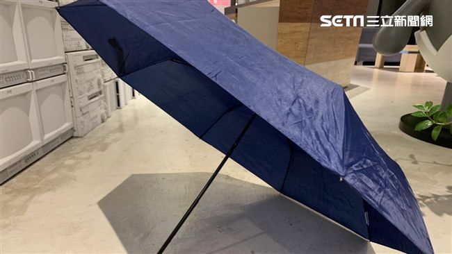 暴雨傘被偷…他痛批謀殺怒出殘酷制裁