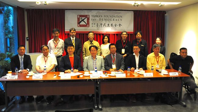 談保衛民主　王丹：若認為…就不用談