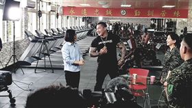 退休上校質疑7前科　館長堅持提告訴（圖／飆悍、李天鐸軍事論壇臉書、寶寶愛館長YouTube）