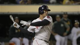 ▲紅襪戴佛斯（Rafael Devers）5打數3安打包括1發陽春砲貢獻3打點。（圖／美聯社／達志影像）