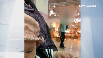 帶女嬰到百貨　疑遭男跟蹤躲門縫偷看