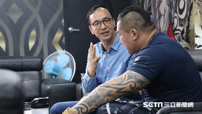 共軍軍機繞台　朱立倫譙：大家賭爛！