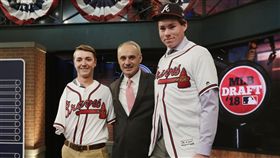 ▲勇士首輪新秀史都華（Carter Stewart），據傳將轉戰軟銀在日職展開職棒生涯。（圖／美聯社／達志影像）