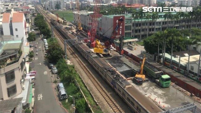 住戶不願南鐵地下化⋯鐵道局暫緩拆遷
