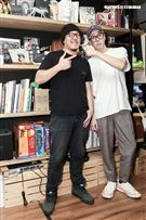 導演廖人帥Leo與視覺設計師提摩西接受三立新聞網專訪。（記者林士傑/攝影）
