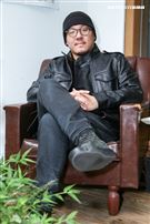 導演廖人帥Leo與視覺設計師提摩西接受三立新聞網專訪。（記者林士傑/攝影）