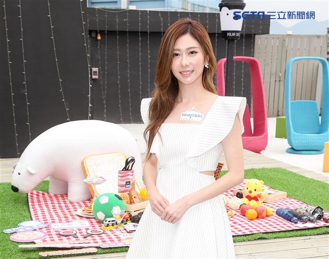 張景嵐出席凍齡傘新品發布會。（記者林士傑/攝影）