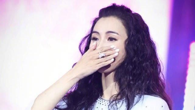孩子爸到底是誰？張柏芝曝為兒子好苦