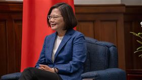 蔡英文總統23日上午接見華人民主書院訪賓。（圖／總統府提供）