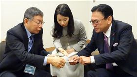 台北市長柯文哲拜訪日本眾議員古屋圭司（台北市政府提供）