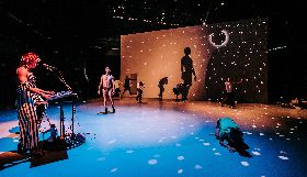 布拉瑞揚新作#是否　卡拉OK場景搬上