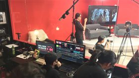 艋舺數位內容實驗場啟用（1）艋舺龍山文創B2規劃的「艋舺數位內容實驗場」23日啟用，設有攝影棚、展演空間等，除將推出免費教學課程外，也開放民眾及學生租借使用。中央社記者劉建邦攝　108年5月23日