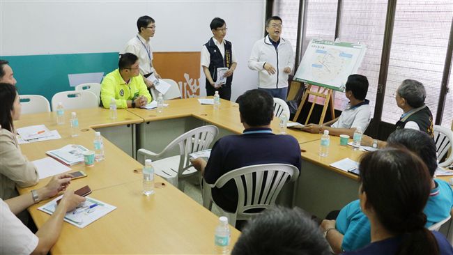 台中馬路多破損　蔡其昌爭取重鋪改善