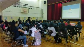 信義區夜店，警察