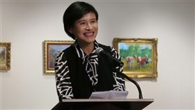 順天典藏歸鄉  鄭麗君：重建藝術史重要一步美國順天美術館藏600多件橫跨一世紀的台灣藝術作品將歸鄉，文化部長鄭麗君在美東巡展開幕典禮上說，順天典藏回家，將是重建台灣藝術史跨出的重要一步。中央社記者尹俊傑紐約攝  108年5月24日