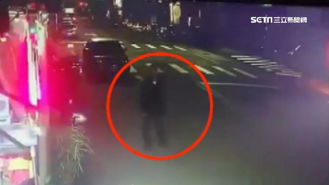 暗夜槍響！槍手埋伏　近距離連轟3槍