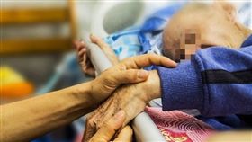 （１６：９）老人，住院，病患，病人（圖／ｐｉｘａｂａｙ）