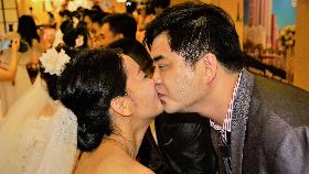 24對北京新人情定高雄愛河（1）