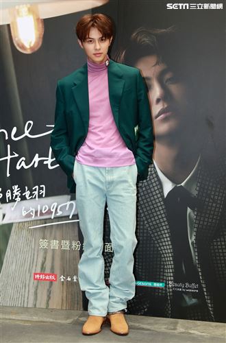 王子邱勝翊新寫真書簽書粉絲見面會|娛樂圖輯|娛樂星聞 STAR.SETN.COM