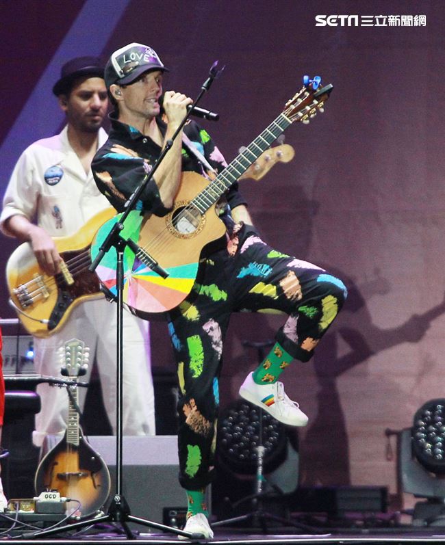 傑森·瑪耶茲 (Jason Mraz) 2019 亞洲巡迴演唱會台北站，台北小巨蛋開唱。（記者邱榮吉/攝影）