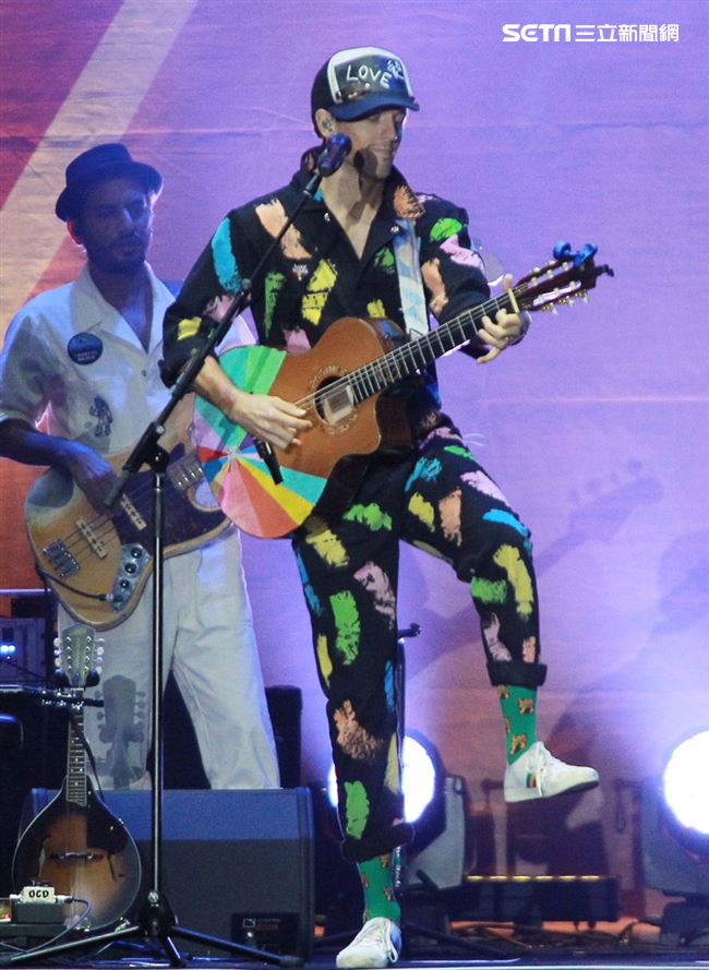 傑森·瑪耶茲 (Jason Mraz) 2019 亞洲巡迴演唱會台北站，台北小巨蛋開唱。（記者邱榮吉/攝影）