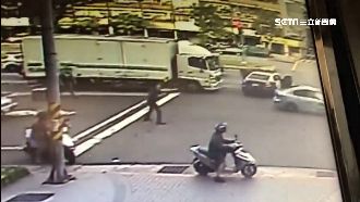 轎車拒檢亂鑽逃逸　警連開4槍喝止