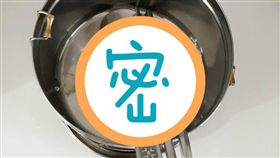 兵爸誤放這餐具！學校「打開餐袋」女兒囧爆　同學全笑瘋（圖／翻攝自爆怨公社臉書）