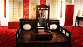 台中霧峰林獻堂博物館揭幕（1）台中霧峰明台高中26日舉辦創校70週年校慶活動，並為籌備許久的「林獻堂博物館」揭牌，館內收藏大量霧峰林家相關史料及「台灣議會之父」林獻堂的日記及墨寶等。中央社記者蘇木春攝　108年5月26日