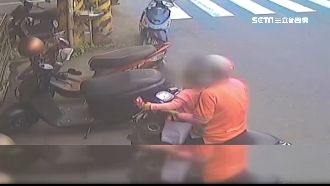 嬤載買小籠包！孫下車誤轉油門害暴衝