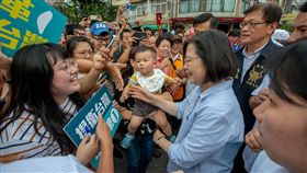 蔡英文總統26日下午前往嘉義參拜「配天宮」。（圖／總統府提供）