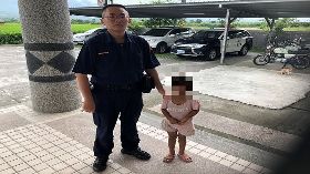 4歲女童馬路徘徊  警挨家挨戶查訪送