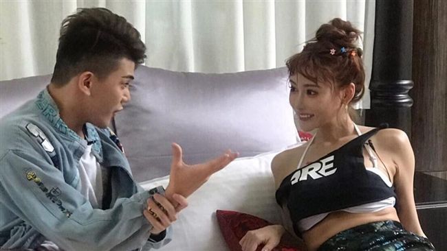 孫生尺寸太小！女優再爆：感覺不太行