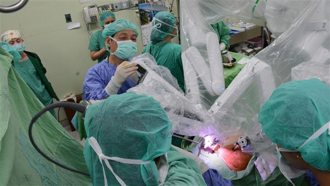 台東也可做精密手術　醫院引機械手臂