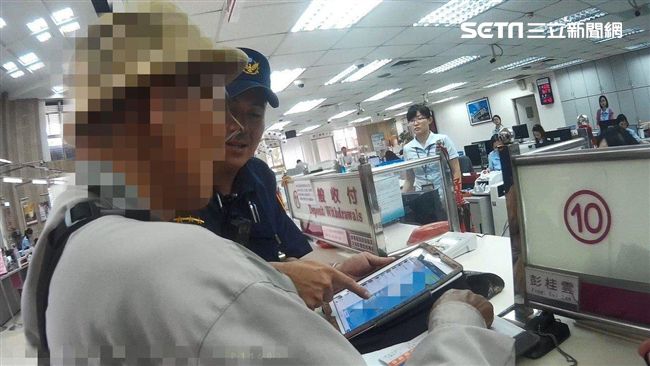 假客服誆詐騙新法　保警苦勸翁1小時