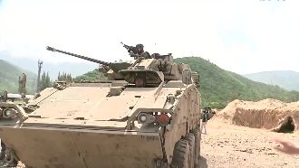 近5年最大型軍演　新型雲豹甲車登場