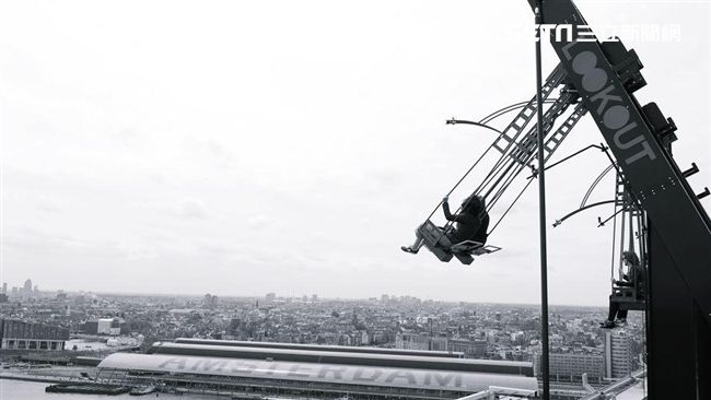 歐洲最高鞦韆　盪出阿姆斯特丹的浪漫