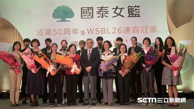 籃球／國泰女籃50年　歷代球員同歡