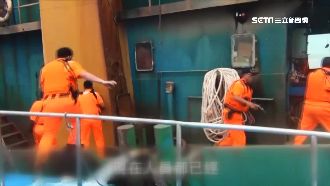 中國快艇越界攻擊　海巡開11槍自保