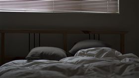 -枕頭-床-棉被-（圖／pixabay）