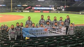 加拿大溫哥華少棒賽　花蓮富源聯隊奪冠（1）花蓮富源少棒聯隊參加「2019年加拿大溫哥華U13國際少棒經典賽」，一路過關斬將，在冠亞軍戰中擊敗地主加拿大Braves隊，勇奪冠軍。（富源國小提供）中央社記者李先鳳傳真　108年6月1日