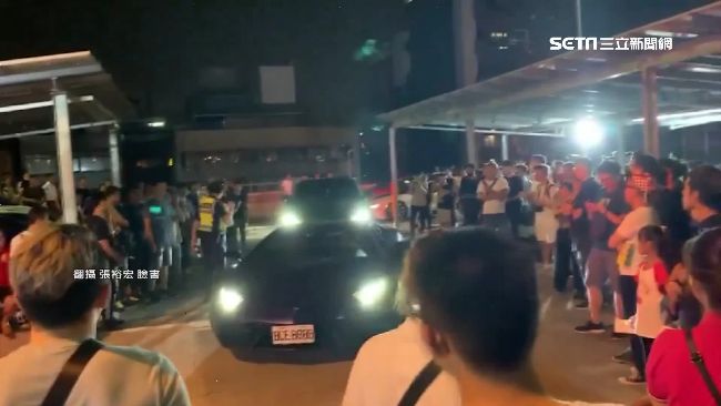 深夜車聚催油門挑釁　網轟：自以為帥