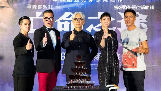 父子檔首同台！黃仲崑亂加戲靠兒接話