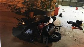 台南,刺青,啃老,妨害公務（圖／翻攝畫面） 